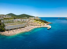 The best beach hotels in Dubrovink, for rooms with views along the rocky coastline